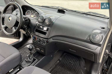 Седан Chevrolet Aveo 2008 в  фото 18 Седан Chevrolet Aveo 2008 в