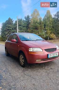 Седан Chevrolet Aveo 2004 в Мені