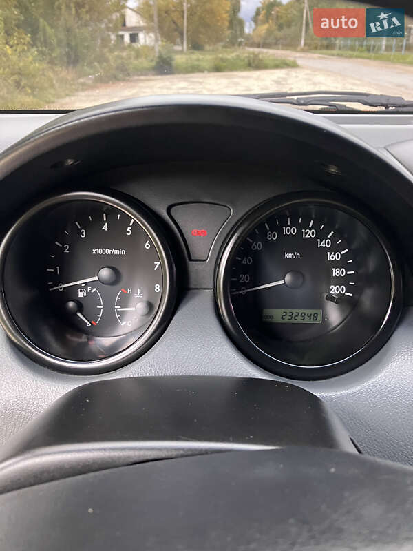 Седан Chevrolet Aveo 2005 в Новой Ушице