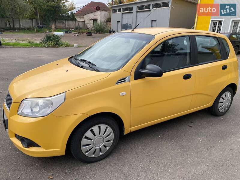Хэтчбек Chevrolet Aveo 2008 в Кривом Роге