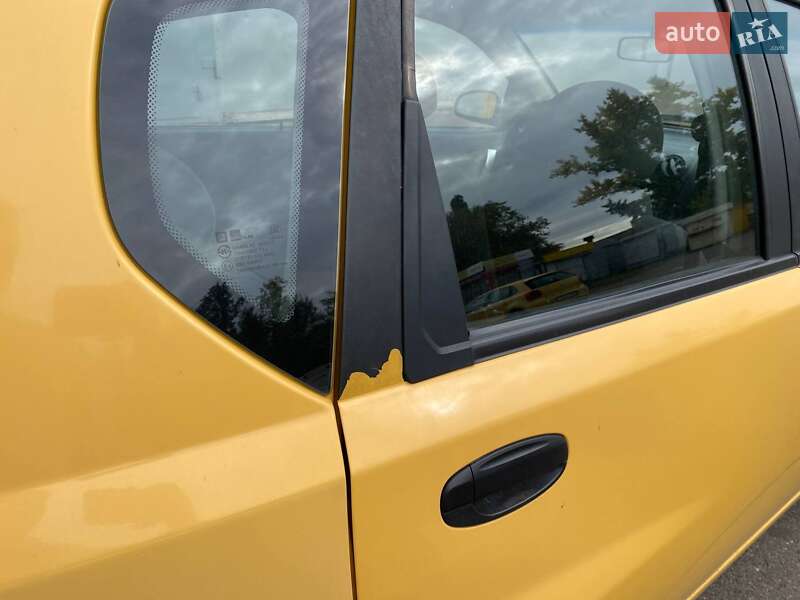 Хэтчбек Chevrolet Aveo 2008 в Кривом Роге