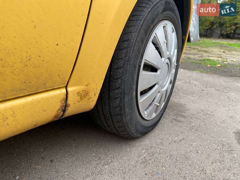Хэтчбек Chevrolet Aveo 2008 в Кривом Роге