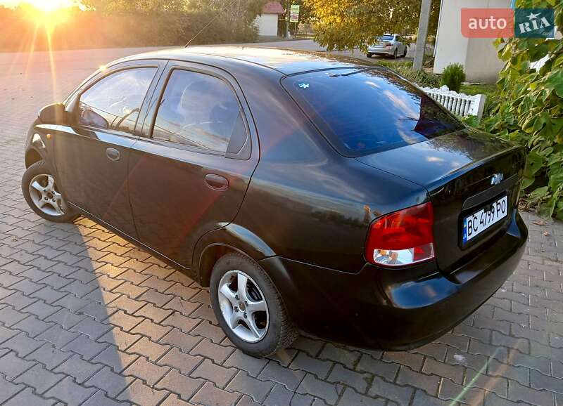 Седан Chevrolet Aveo 2005 в Раздельной фото 3 Седан Chevrolet Aveo 2005 в Раздельной