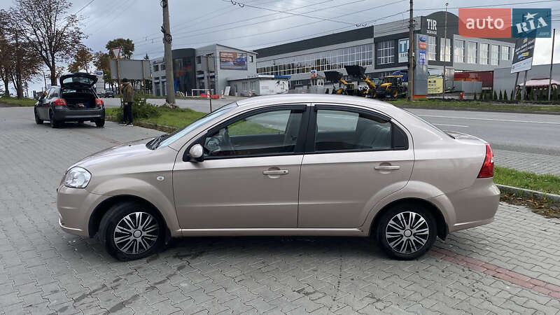 Седан Chevrolet Aveo 2008 в Тернополе