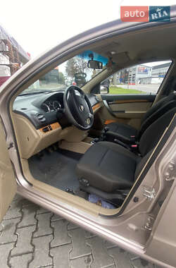 Седан Chevrolet Aveo 2008 в 