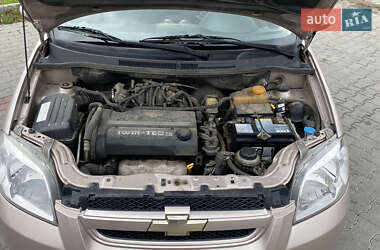 Седан Chevrolet Aveo 2008 в 