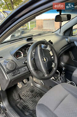 Седан Chevrolet Aveo 2011 в 