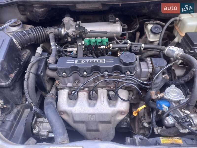 Седан Chevrolet Aveo 2008 в Києві