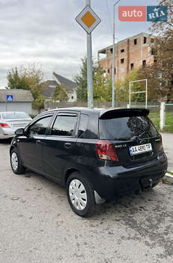 Хэтчбек Chevrolet Aveo 2007 в 