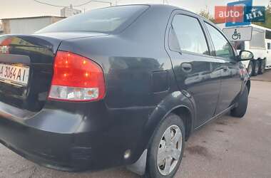 Седан Chevrolet Aveo 2006 в Киеве