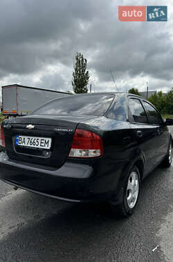 Седан Chevrolet Aveo 2005 в 