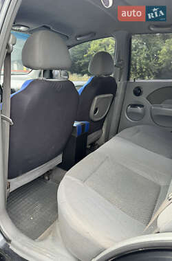 Седан Chevrolet Aveo 2005 в 