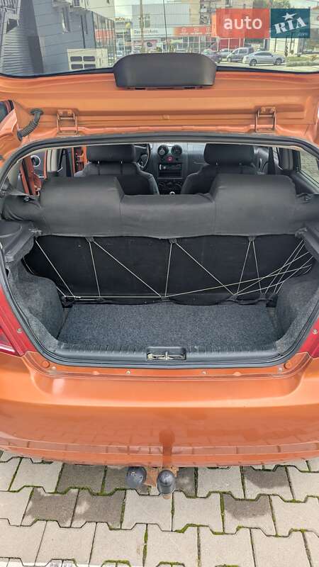 Хэтчбек Chevrolet Aveo 2007 в Хмельницком