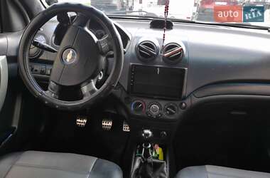 Седан Chevrolet Aveo 2006 в  фото 11 Седан Chevrolet Aveo 2006 в