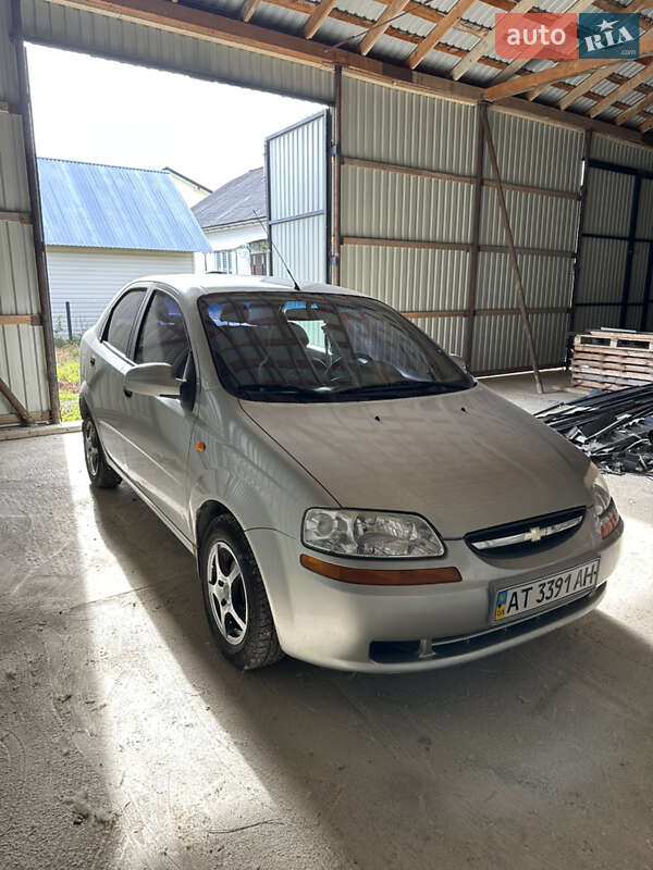 Chevrolet Aveo 2004