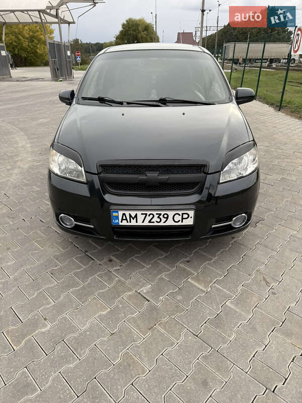 Седан Chevrolet Aveo 2006 в Звягелі