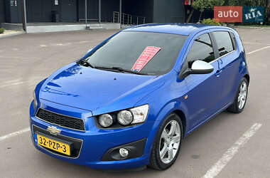 Хетчбек Chevrolet Aveo 2012 в 