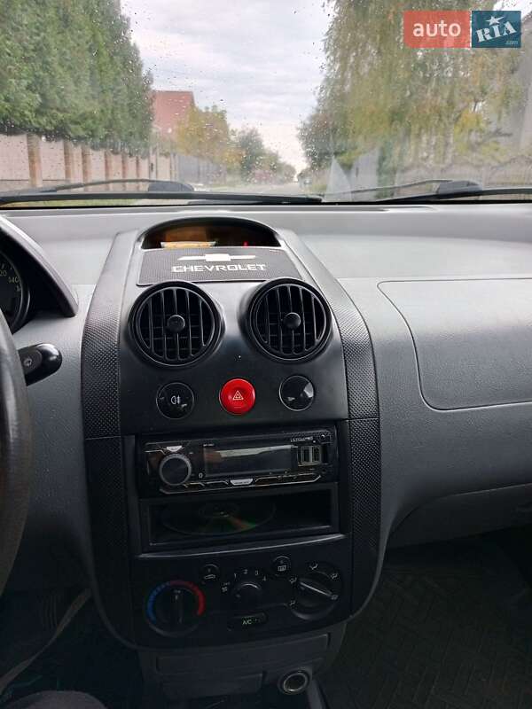 Седан Chevrolet Aveo 2005 в Здолбунове фото 7 Седан Chevrolet Aveo 2005 в Здолбунове