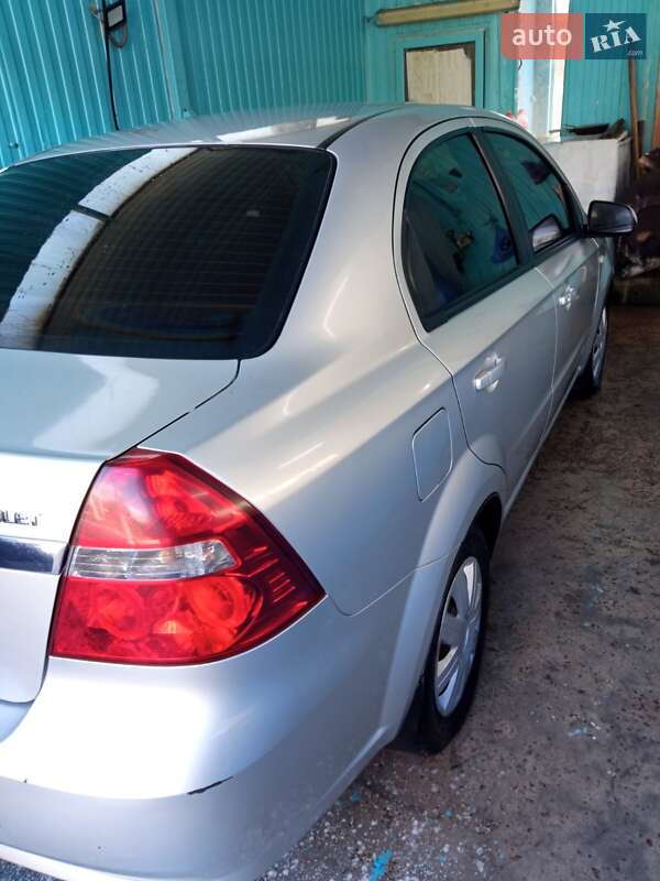 Седан Chevrolet Aveo 2008 в Киеве