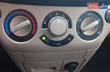 Седан Chevrolet Aveo 2008 в 