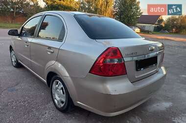 Седан Chevrolet Aveo 2008 в 