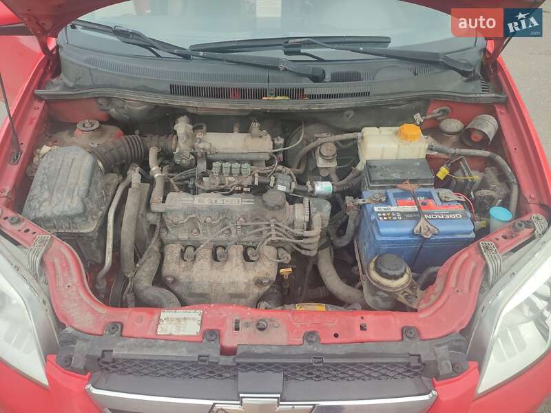 Седан Chevrolet Aveo 2006 в Харькове