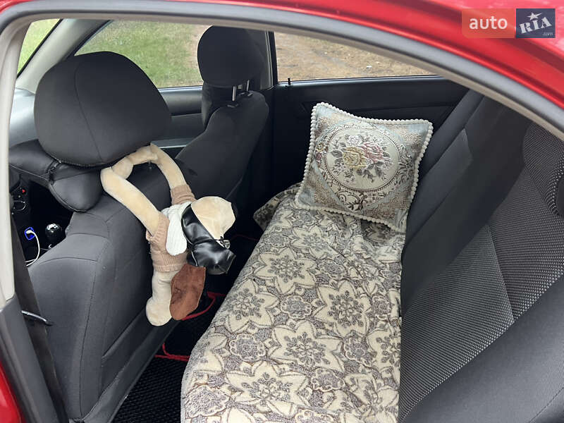 Седан Chevrolet Aveo 2007 в Киеве фото 10 Седан Chevrolet Aveo 2007 в Киеве