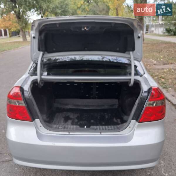 Седан Chevrolet Aveo 2007 в Никополе