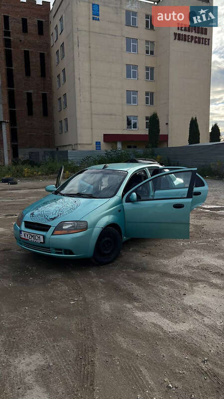 Седан Chevrolet Aveo 2005 в Тернополі