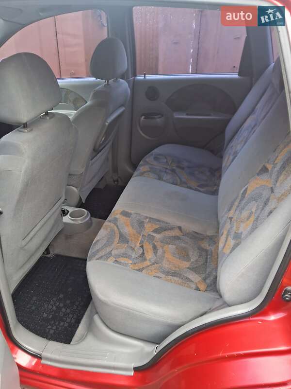 Хэтчбек Chevrolet Aveo 2005 в Полтаве