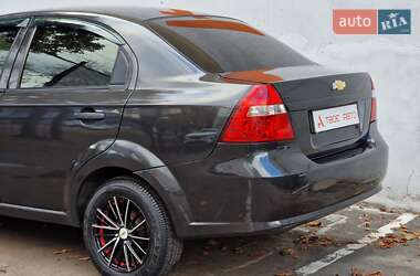 Седан Chevrolet Aveo 2011 в 