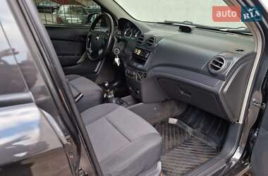 Седан Chevrolet Aveo 2011 в 