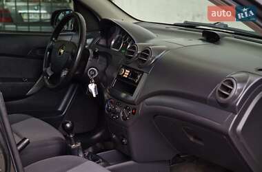 Седан Chevrolet Aveo 2011 в 