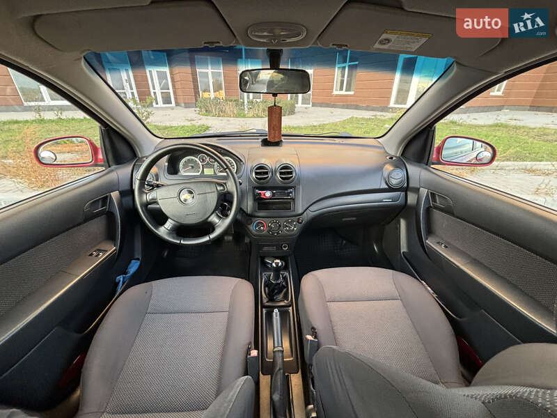 Хэтчбек Chevrolet Aveo 2009 в Николаеве фото 11 Хэтчбек Chevrolet Aveo 2009 в Николаеве