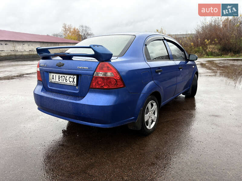 Седан Chevrolet Aveo 2006 в Шостке