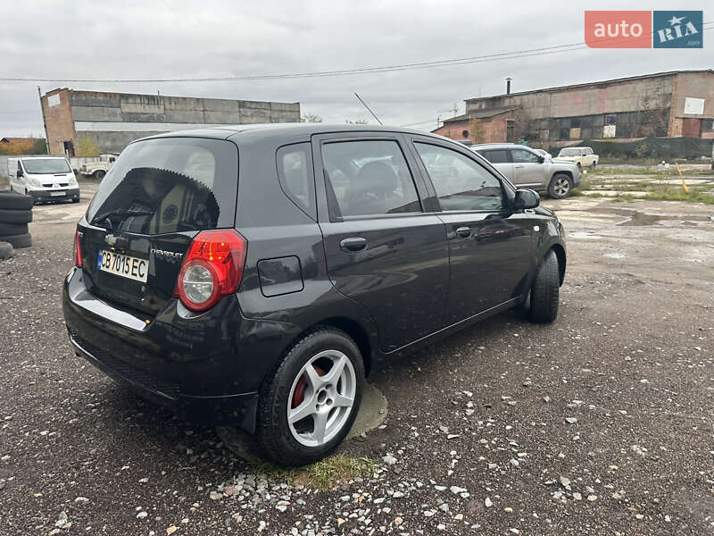 Хэтчбек Chevrolet Aveo 2009 в Нежине