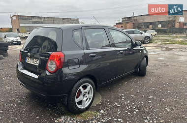 Хэтчбек Chevrolet Aveo 2009 в 