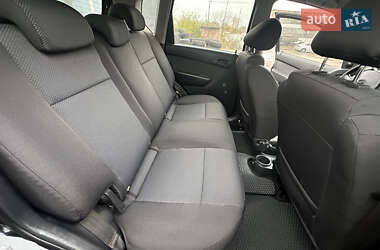 Хэтчбек Chevrolet Aveo 2009 в 