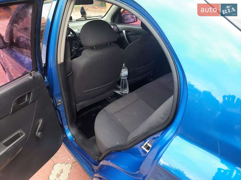 Седан Chevrolet Aveo 2006 в Києві фото 10 Седан Chevrolet Aveo 2006 в Києві