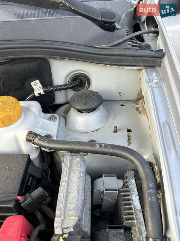 Хэтчбек Chevrolet Aveo 2008 в Виннице