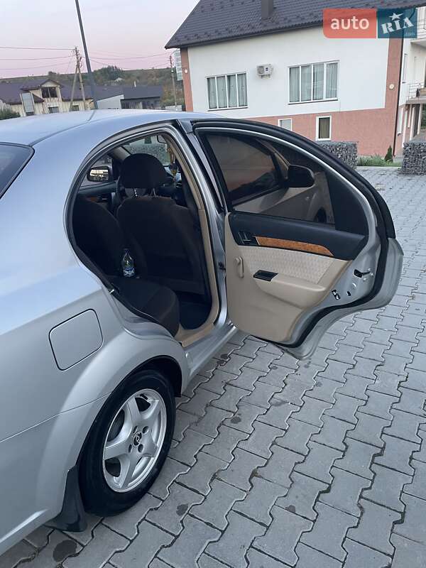 Хетчбек Chevrolet Aveo 2008 в Снятині фото 12 Хетчбек Chevrolet Aveo 2008 в Снятині