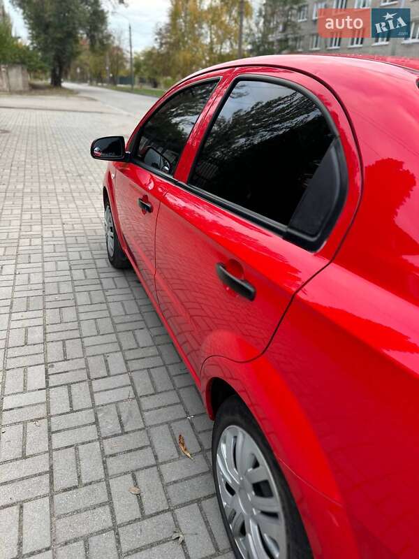 Седан Chevrolet Aveo 2007 в Запорожье