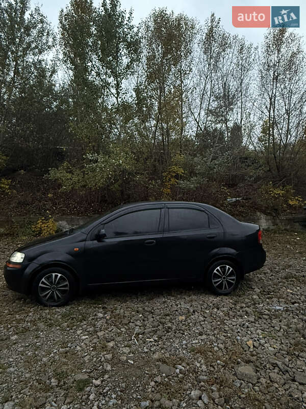 Седан Chevrolet Aveo 2005 в Киеве фото 46 Седан Chevrolet Aveo 2005 в Киеве