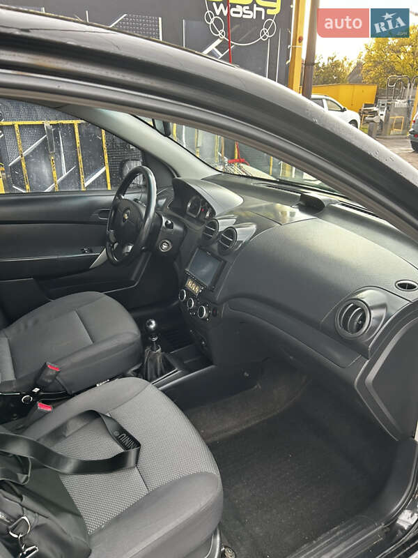 Седан Chevrolet Aveo 2008 в Павлограді