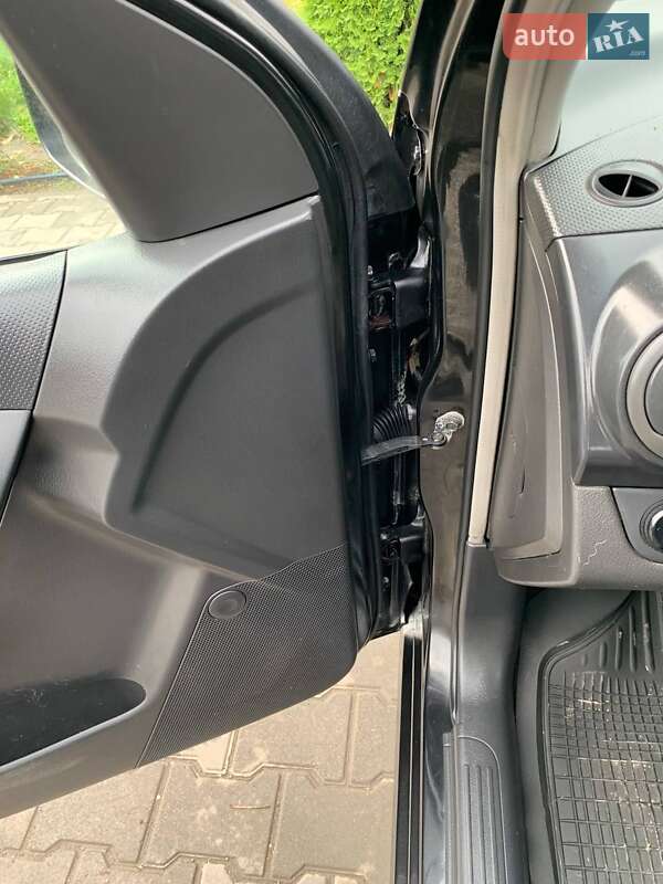 Седан Chevrolet Aveo 2007 в Кривом Роге фото 27 Седан Chevrolet Aveo 2007 в Кривом Роге