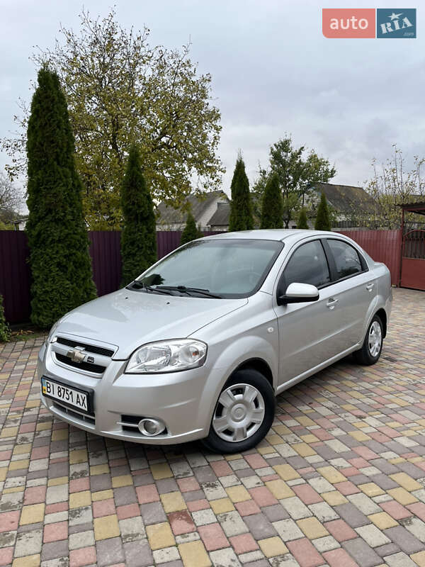 Седан Chevrolet Aveo 2008 в Хороле фото 11 Седан Chevrolet Aveo 2008 в Хороле