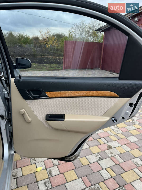 Седан Chevrolet Aveo 2008 в Хороле фото 42 Седан Chevrolet Aveo 2008 в Хороле