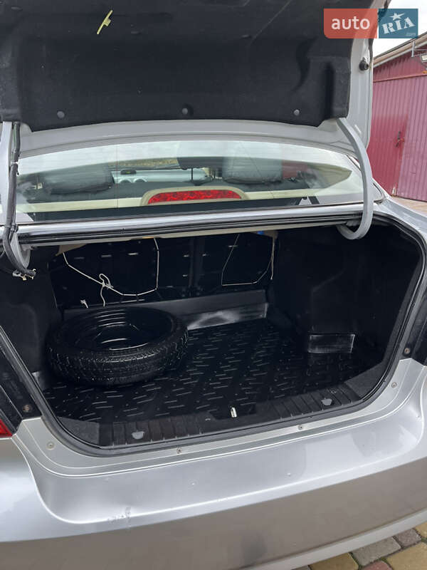 Седан Chevrolet Aveo 2008 в Хороле фото 46 Седан Chevrolet Aveo 2008 в Хороле