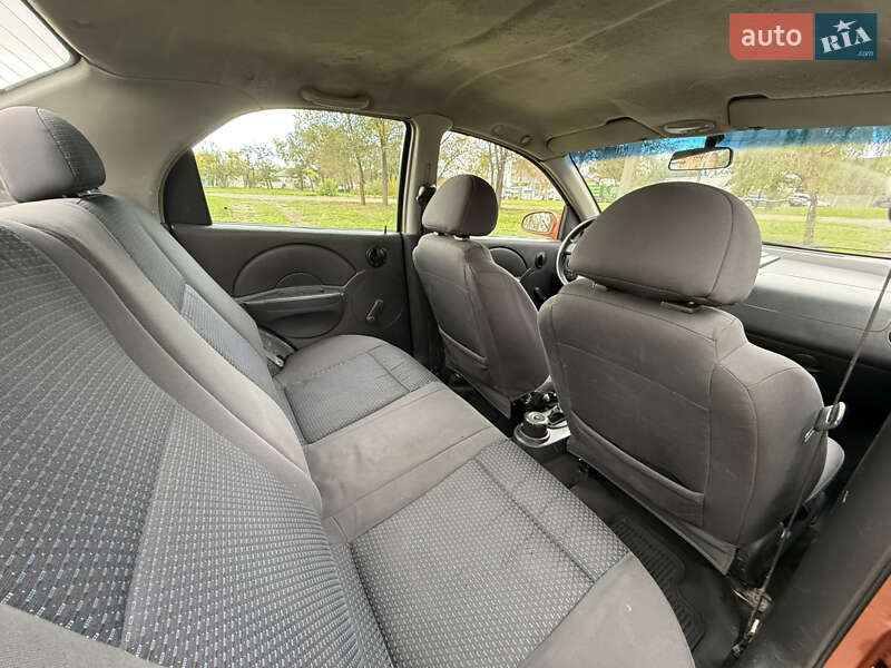 Седан Chevrolet Aveo 2005 в Николаеве фото 14 Седан Chevrolet Aveo 2005 в Николаеве