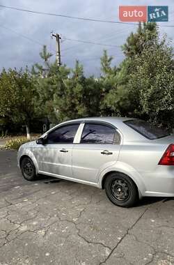 Седан Chevrolet Aveo 2008 в Умани